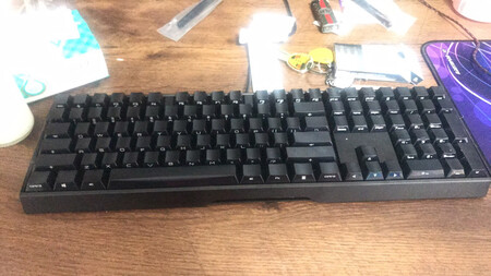 舒适度：樱桃的红轴还用说啥
操作难度：即插即用
外观颜值：看图，不做解释
响应速度：杠杠的
耐用度：自己的老版用了两年多了，依旧风骚，这是卖给女朋友的新款
