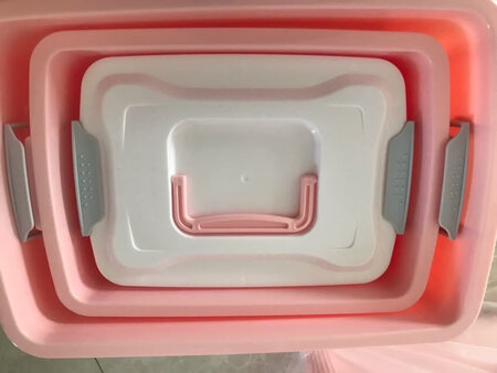 不算厚，有点小，给小孩装杂物