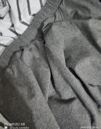 衣服穿着合身，还是可以的，性价比不错