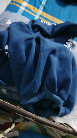 穿着很舒服，和图片上一模一样，很好看