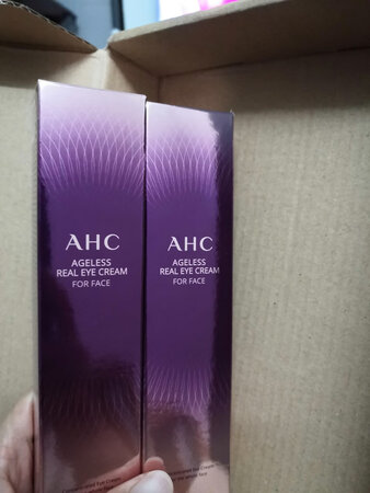 宝贝收到了，速度挺快的，快递小哥很给力，用后才知道效果如何