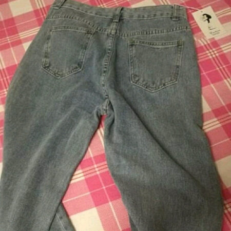 裤子蛮好  今年很流行这种裤子  质量还可以