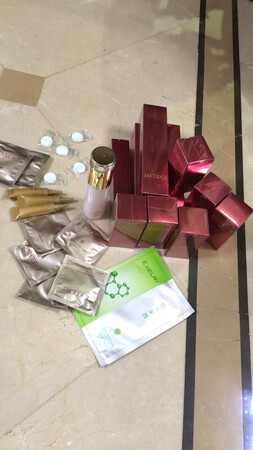 好开心哦 送了狠多小样