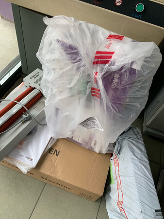 看着还挺好，还是圆角的，就是价格偏高。希望再便宜点