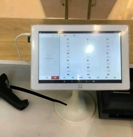 操作系统：系统很流畅，商品管理很方便
产品质感：外观美丽，高大上
稳定性能：使用两天没有出现死机情况