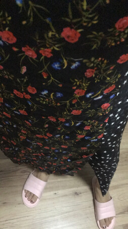 颜色偏暗.没模特穿的好看?