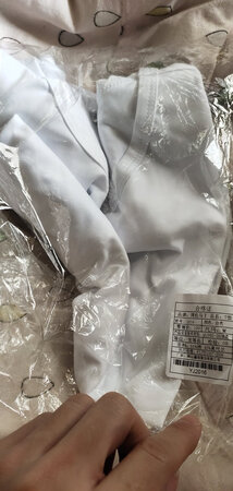 手上摸着   感觉一般    比较一分钱一分货嘛    还是可以