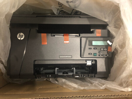 产品包装：原包装发货，如果再包装一下就好了
外形外观：机器很棒，经典1136的延续
其他特色：硒鼓第三方很成熟了很棒！