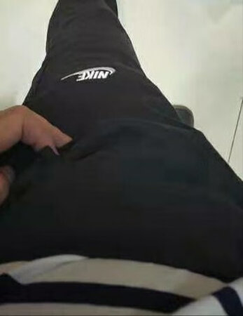 给男朋友买的，他很喜欢，不止一次在京东耐克商城买东西了，依旧是京东的铁杆粉丝。京东的商品是值得信赖的，因为货真价实，买的放心，用的也安心。经很多朋友讲，买过京东的商品后，就会一直使用京东，更愿意在京东上消费，而不愿选择其它的app，之所以会是这样，还是因为京东商品质量得到了有效的保证！！！！