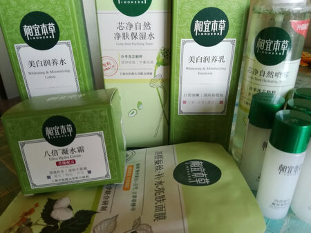 双十一活动大优惠，买了这么多，还有赠品送哦。
