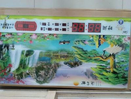 用了几天，感觉很不错，数字不闪烁。店家的服务态度很好，有问必答，满意的一次购物！不足之处虽有整点报时功能，但报时声音太小。