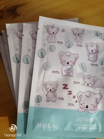 先说这快递速度吧实在是慢，十天才收到。配送员态度还差，明明自己没发短信，还振振有词，商品还没使用，不知道效果怎么样，等用过后再追评吧