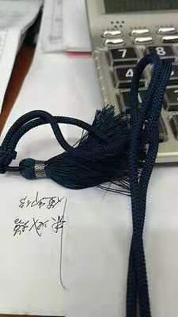 挂绳不错，很漂亮！