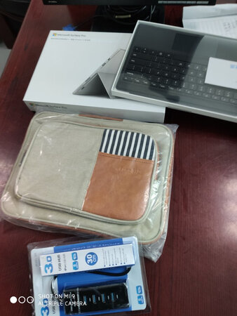 买来使用了，一段时间。机器提好的，是正品。卖家还送了好多实用的东西。关于office的问题也耐心解答了。