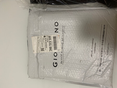 面料柔软有弹性，尺码合身