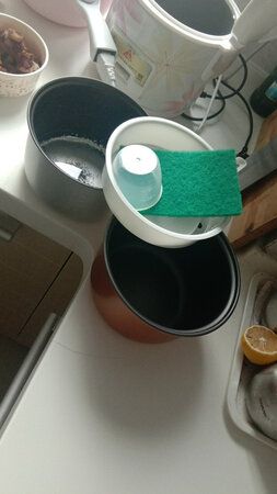 物流一直不更新，以为咋列慢！收到物品外观可见的满意，希望做饭不粘再追评！新旧对比上图，供大家参考！好评