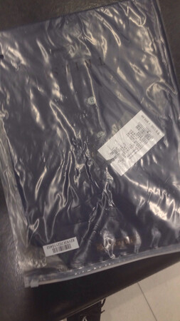 衣服收到了，质量还是不错的，客服服务也好