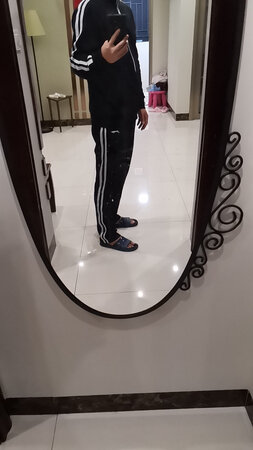 质量不错，穿上去比较合身。