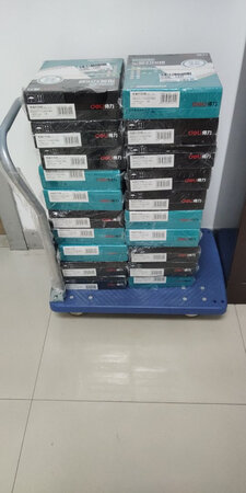 纸张品质：平滑而且富有光泽
纸张厚度：适中，适合打印
过机效果：顺滑，需要调节好档位
纸张功能：看需求
打印效果：清晰
其他特色：包装严实