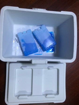 买了两个保温箱，不得不吐槽一下店家的开票情况，实在是不敢恭维呀，慢得离谱，一张发票要二十几天才能开出拿到，催了几次客服都说我们会尽快处理的