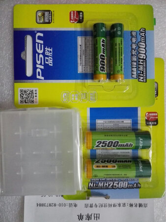 电池容量充足，AA电池容量足有2500mAh，AAA电池容量足有900mAh。
七号电池在国产电子血压计上连续使用电力强劲，性能良好，无异常情况发现。