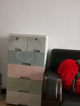承重效果：好
尺寸大小：没想象中的大
安装难易：还行
商品质量：好
产品气味：无