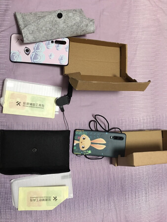 没有味道，手感很不错！