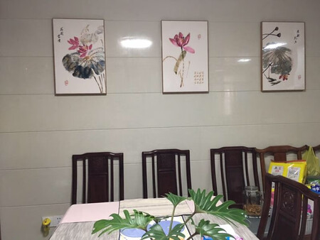 颜色很好看，典雅，名画果然不一样，非常耐看