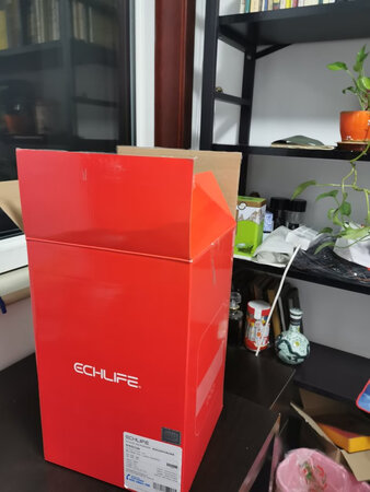 外形设计：简介大方，噪音小，净化效果还可以。