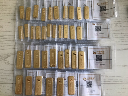 物流很不错，很快，黄金很OK，一点问题没有，很喜欢投资点黄金