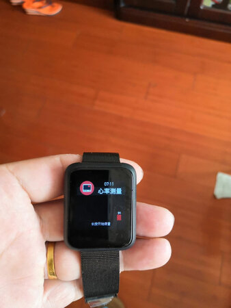 昨天晚上刚上手，早上带着出去跑步了，朋友的~每条都尽显。等用几天再追评吧！