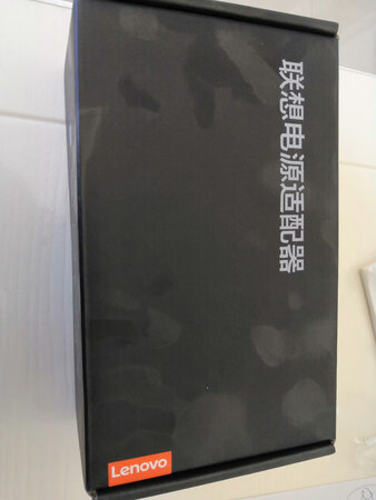 包装完好，价格优惠，派送快速，希望能用的时间长一些。
