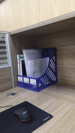 还行 就是要自己拼好 买这个主要是因为塑料的怕掉色
一下图片这种便宜是便宜就是怕放到窗户旁边有阳光就会晒掉色