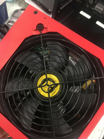 一直使用安钛克的电源，质量好，质保长，使用没问题。