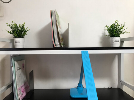 很美，放书房放客厅都好看。颜色很正。