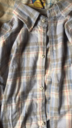 衣服很赞，穿着宽松，质量也不错，物有所值，一次性买了两件。卖家态度也很好哟。