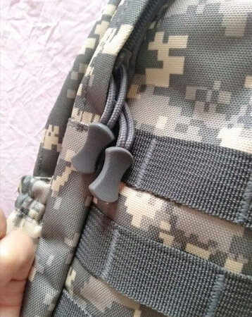 布料不错。就是书包有点小。装不了多少书。孩子喜欢就好！