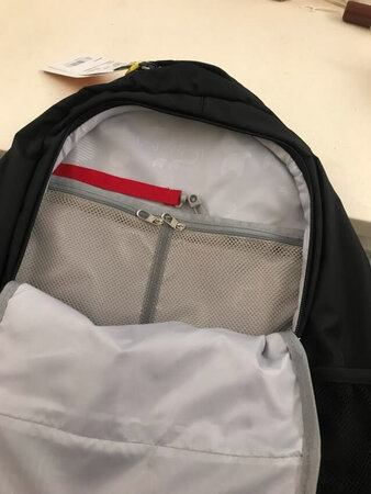 我为什么喜欢在京东买东西，因为今天买明天就可以送到。我为什么每个商品的评价都一样，因为在京东买的东西太多太多了，导致积累了很多未评价的订单，所以我统一用段话作为评价内容。京东购物这么久，有买到很好的产品。买来这个是送人的，她很喜欢。卖家的贴心让我感到很温暖。以后我还会来选的。