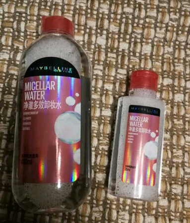 买一瓶大的送一瓶小的，算下来了48两瓶，划算。