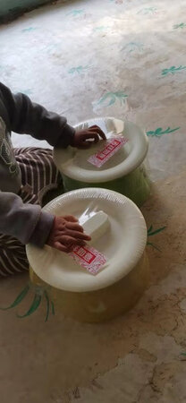 买两个痰盂给宝宝用，希望他愿意用