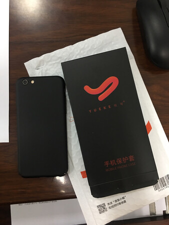 触摸手感：质量不错，无指纹痕迹
做工质感：精细，舒适