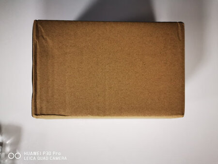 东西不错，做工精致，和我原来的买过的品色定时快门遥控器有的一拼！早些年的品色T9一直用在尼康D7000上，这款是用在D810上。原来品色近来接收器开关通电后也不亮了，无法使用，也懒得用了，买这款用后再来评价吧！