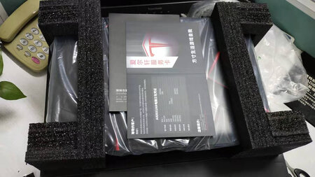 外形外观：科技感十足
画面品质：很清晰
运行速度：运行流畅
包装保护：严密的保护
跑分评测：暂时还没
游戏效果：就这配置吃鸡肯定没问题了