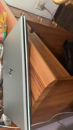 电脑是搞活动的时候买的，关注了很久了，一直没有下手，国庆活动果断下手，整体感觉还是很不错的，屏幕很大，屏幕效果也很不错，开机快，运行也不错，对于我来说已经很不错啦……但是过程中有个小问题，找到售后之后，马上电话联系我，然后帮忙处理，帮忙换机，处理的速度也很快～整体感觉都觉得不错……赞一个