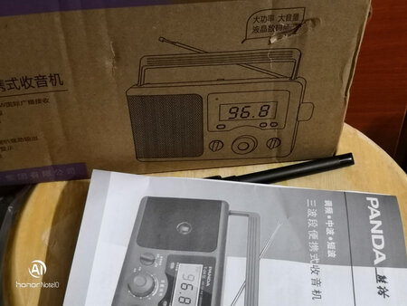 今天到了，我按照随机的说明书操作，就是调不了时间，联系了客服，才知道要同时按两个按键。客服态度很好的！京东值得信赖！谢谢！！！