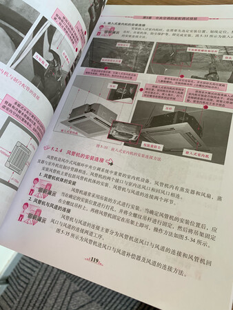 习惯在京东超市买东西了，以前在另外一个平台买，后来经过比较，发现无论从优惠程度还是客服态度，京东都好得多，所以慢慢就转移过来了。还买了两三年的京东会员，多少都能包邮，京豆的增长速度也很快。最满意的是京东的快递小哥，一般都能第二天到，并且送货上门，这样买些米面油什么的就方便多了，不用自己提了。
