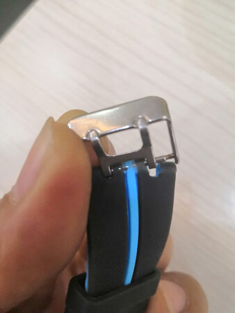 用了几表带就开裂了