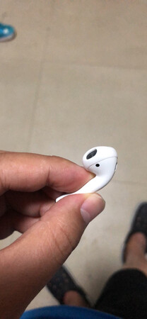 总体上不错，比较和耳机，开孔不错，和耳机，配的盒子比较小巧精致，就是合盖子的时候略有点儿卡，不太影响使用。