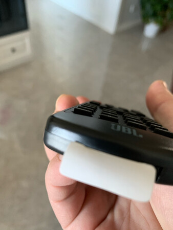 500里地半日达，必须感谢京东，这个是换货后的新机，就半天时间拿到手了。在客服帮助下，一切问题二十分钟解决，我也想表达自己的感谢.。确实感觉很爽。以后购物选择京东，选择京东的自营，一切都有保证。产品特点是小巧精致，样式新颖，在书房上一放，也就成了C位。