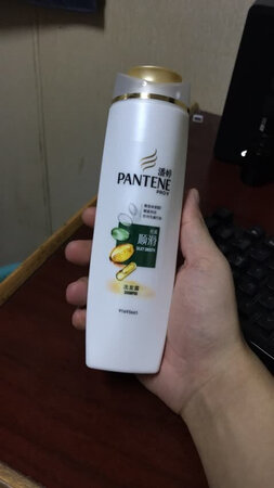 这款洗发水适合中性发质，泡沫适中，香味很浓，喜欢